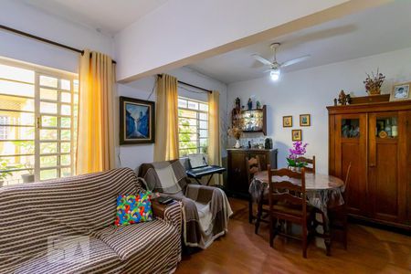 Sala de casa à venda com 4 quartos, 135m² em Vila Nair, São Paulo