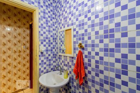 Banheiro de casa à venda com 4 quartos, 135m² em Vila Nair, São Paulo