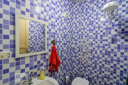 Banheiro de casa à venda com 4 quartos, 135m² em Vila Nair, São Paulo