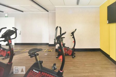 Studio para alugar com 38m², 1 quarto e sem vaga Studio para alugar com 38m², 1 quarto e sem vagaÁrea comum - Academia