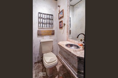 Apartamento à venda com 130m², 2 quartos e 2 vagas Apartamento à venda com 130m², 2 quartos e 2 vagasLavabo