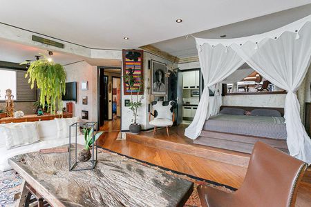 Sala de apartamento à venda com 2 quartos, 130m² em Pinheiros, São Paulo