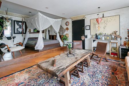 Sala de apartamento à venda com 2 quartos, 130m² em Pinheiros, São Paulo