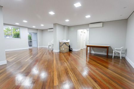 Apartamento à venda com 130m², 2 quartos e 2 vagas Apartamento à venda com 130m², 2 quartos e 2 vagasSalão de Festas