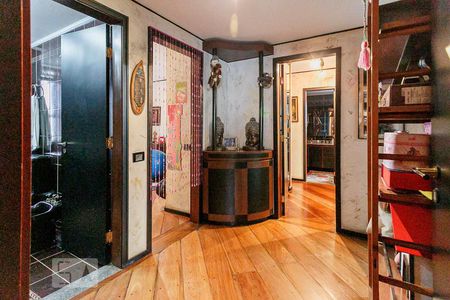 Apartamento à venda com 130m², 2 quartos e 2 vagas Apartamento à venda com 130m², 2 quartos e 2 vagasCorredor