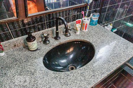 Apartamento à venda com 130m², 2 quartos e 2 vagas Apartamento à venda com 130m², 2 quartos e 2 vagasPia