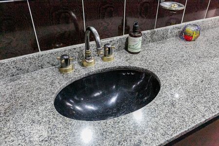 Apartamento à venda com 130m², 2 quartos e 2 vagas Apartamento à venda com 130m², 2 quartos e 2 vagasPia