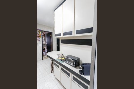 Apartamento à venda com 130m², 2 quartos e 2 vagas Apartamento à venda com 130m², 2 quartos e 2 vagasCozinha