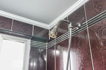 Apartamento à venda com 130m², 2 quartos e 2 vagas Apartamento à venda com 130m², 2 quartos e 2 vagasChuveiro