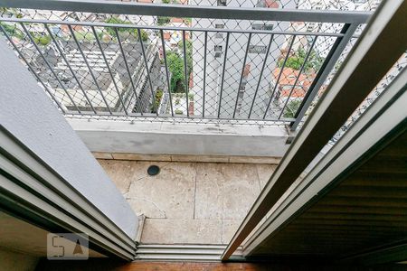Apartamento à venda com 130m², 2 quartos e 2 vagas Apartamento à venda com 130m², 2 quartos e 2 vagasVaranda
