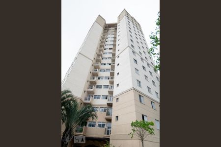 Apartamento à venda com 60m², 3 quartos e 1 vagaFachada
