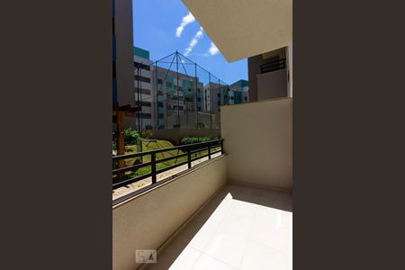 Varanda da Sala de apartamento para alugar com 2 quartos, 51m² em Jardim Ísis, Cotia