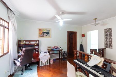 Hall de casa à venda com 4 quartos, 440m² em Cidade Patriarca, São Paulo