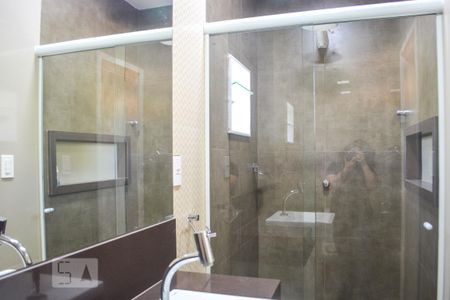 Banheiro do Quarto 1 de apartamento à venda com 3 quartos, 150m² em Jardim Guanabara, Rio de Janeiro