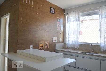 Apartamento à venda com 150m², 3 quartos e 2 vagas Apartamento à venda com 150m², 3 quartos e 2 vagasCozinha
