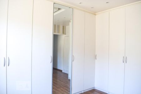 Apartamento à venda com 150m², 3 quartos e 2 vagas Apartamento à venda com 150m², 3 quartos e 2 vagasQuarto 2