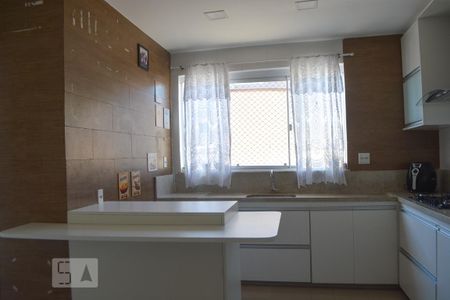 Apartamento à venda com 150m², 3 quartos e 2 vagas Apartamento à venda com 150m², 3 quartos e 2 vagasCozinha