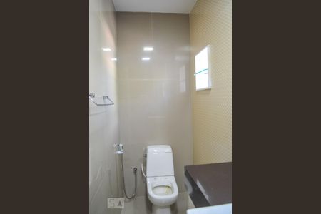 Banheiro do Quarto 1 de apartamento à venda com 3 quartos, 150m² em Jardim Guanabara, Rio de Janeiro