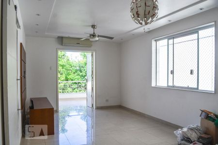 Sala de apartamento à venda com 3 quartos, 150m² em Jardim Guanabara, Rio de Janeiro