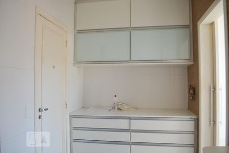 Apartamento à venda com 150m², 3 quartos e 2 vagas Apartamento à venda com 150m², 3 quartos e 2 vagasCozinha