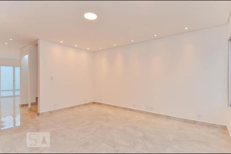 Casa de condomínio para alugar com 130m², 3 quartos e 2 vagasSala