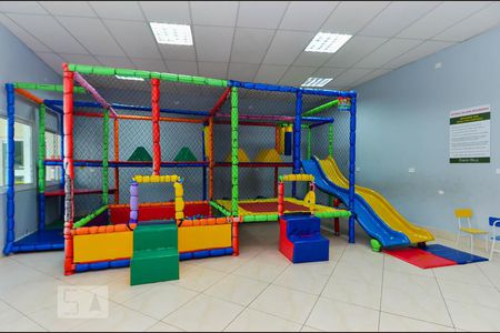 Casa de condomínio para alugar com 130m², 3 quartos e 2 vagasBrinquedoteca