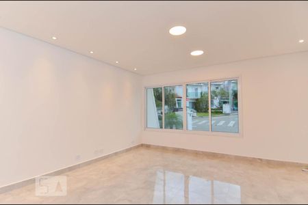 Casa de condomínio para alugar com 130m², 3 quartos e 2 vagas Casa de condomínio para alugar com 130m², 3 quartos e 2 vagasSala