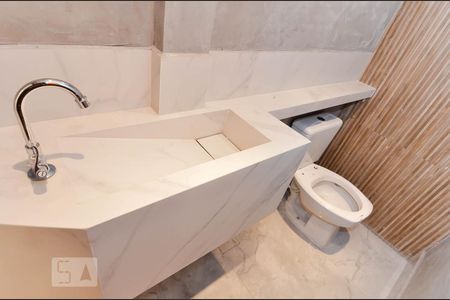 Casa de condomínio para alugar com 130m², 3 quartos e 2 vagasLavabo 