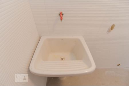 Casa de condomínio para alugar com 130m², 3 quartos e 2 vagas Casa de condomínio para alugar com 130m², 3 quartos e 2 vagasÁrea de Serviço