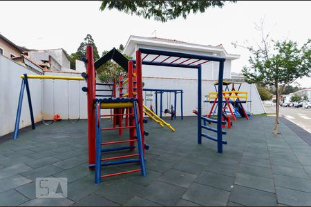 Casa de condomínio para alugar com 130m², 3 quartos e 2 vagasÁrea Comum - Playground