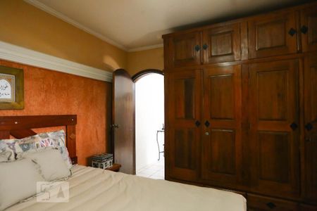 Casa à venda com 220m², 3 quartos e 6 vagasSuíte 1