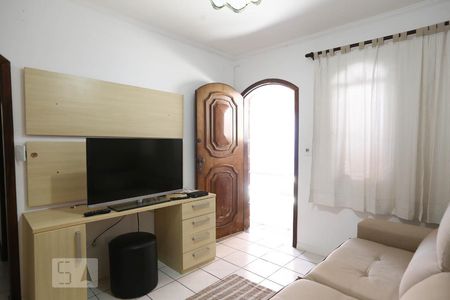 Sala de casa à venda com 3 quartos, 220m² em Parque Guarani, São Paulo