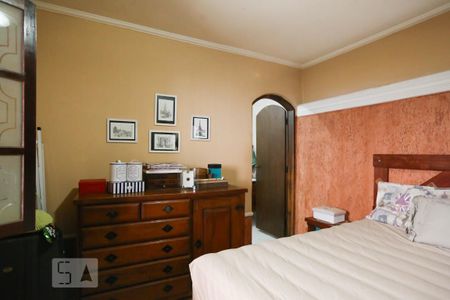 Casa à venda com 220m², 3 quartos e 6 vagasSuíte 1