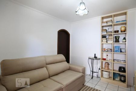 Sala de casa à venda com 3 quartos, 220m² em Parque Guarani, São Paulo