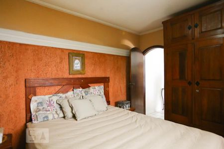 Casa à venda com 220m², 3 quartos e 6 vagasSuíte 1