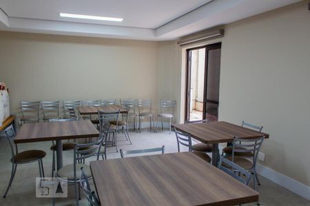 Apartamento à venda com 114m², 3 quartos e 2 vagas Apartamento à venda com 114m², 3 quartos e 2 vagasÁrea comum - Salão de festas