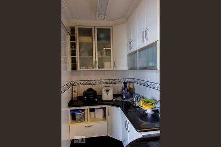 Apartamento à venda com 114m², 3 quartos e 2 vagas Apartamento à venda com 114m², 3 quartos e 2 vagasArmário