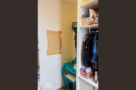 Apartamento à venda com 114m², 3 quartos e 2 vagas Apartamento à venda com 114m², 3 quartos e 2 vagasCloset