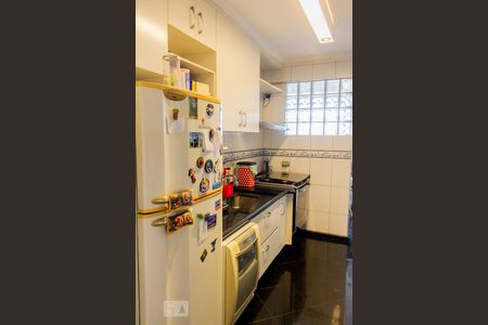 Apartamento à venda com 114m², 3 quartos e 2 vagas Apartamento à venda com 114m², 3 quartos e 2 vagasCozinha