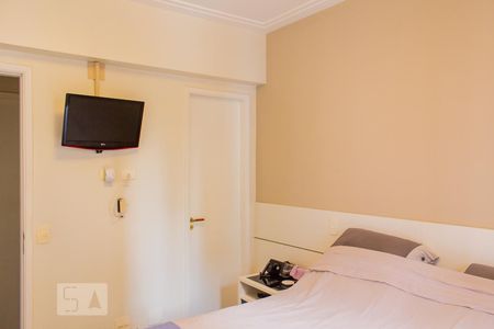 Apartamento à venda com 114m², 3 quartos e 2 vagas Apartamento à venda com 114m², 3 quartos e 2 vagasSuíte