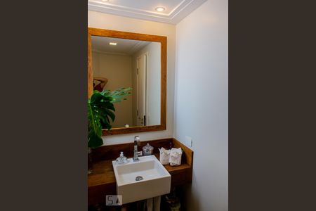 Apartamento à venda com 114m², 3 quartos e 2 vagas Apartamento à venda com 114m², 3 quartos e 2 vagasLavabo