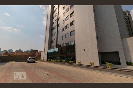 Apartamento para alugar com 67m², 2 quartos e 2 vagasFachada