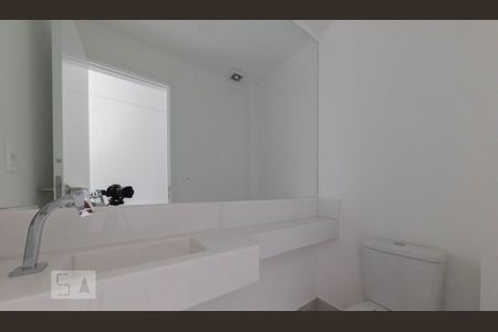 Apartamento para alugar com 67m², 2 quartos e 2 vagasBanheiro