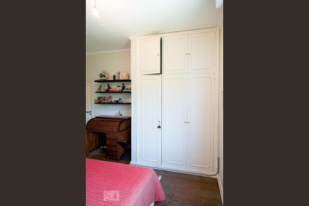 Casa à venda com 450m², 4 quartos e 3 vagasQuarto 2