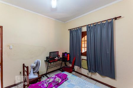 Casa para alugar com 300m², 3 quartos e 3 vagasSuite 