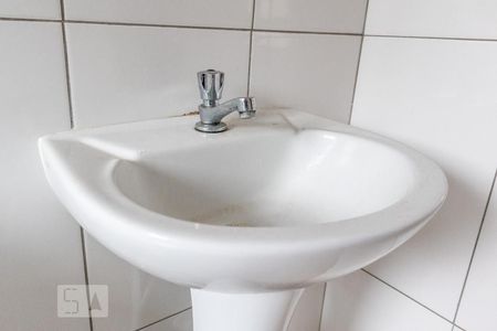 Banheiro de casa para alugar com 1 quarto, 45m² em Vila Guilherme, São Paulo