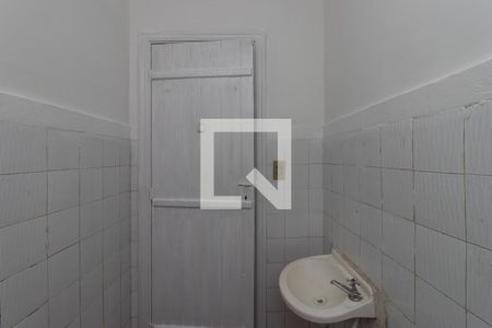 Banheiro de casa para alugar com 1 quarto, 80m² em Vila Guilherme, São Paulo