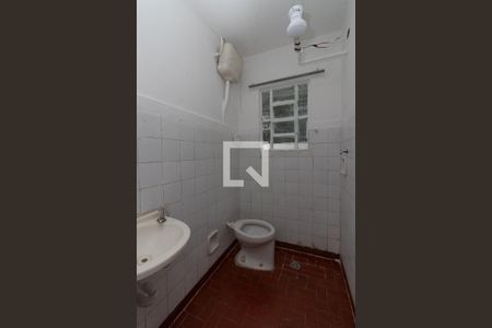 Banheiro de casa para alugar com 1 quarto, 80m² em Vila Guilherme, São Paulo