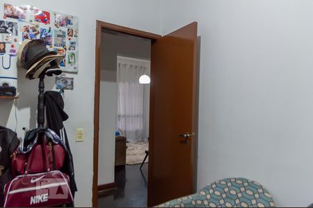 Casa à venda com 170m², 3 quartos e 2 vagasEscritório