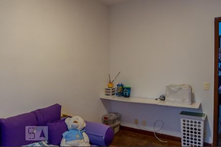 Casa à venda com 170m², 3 quartos e 2 vagasQuarto 1